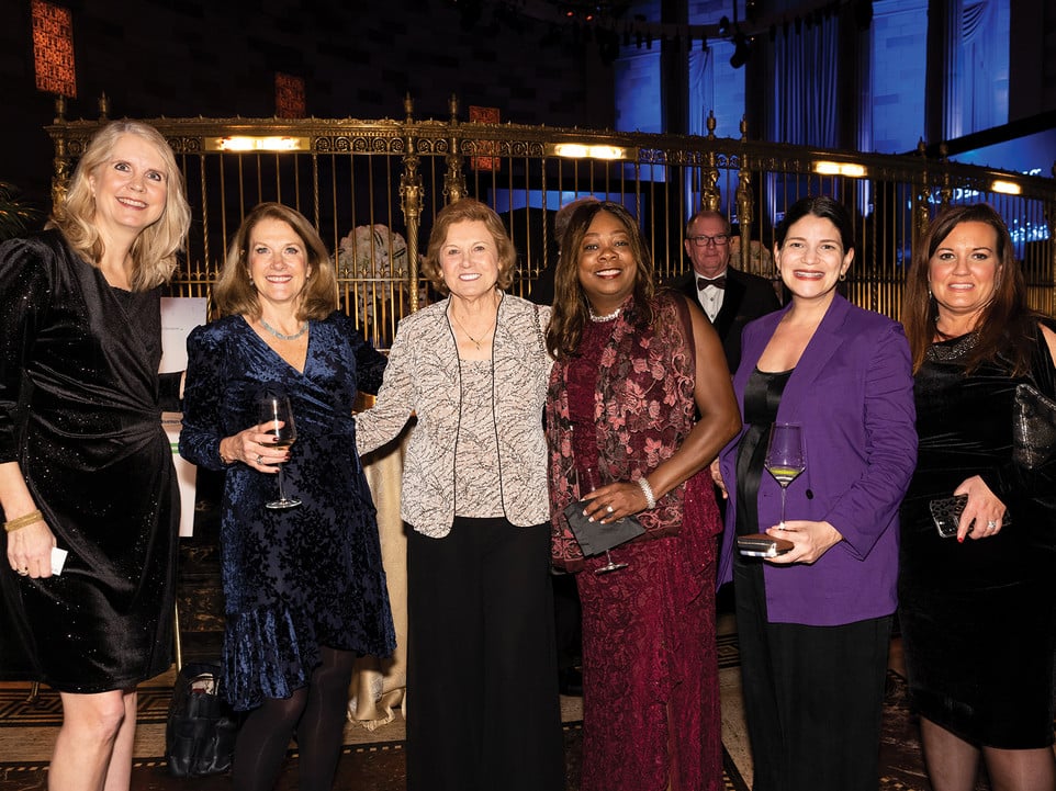 NACD staff and event attendees gather at the 2022 NACD DE&I Awards Gala.