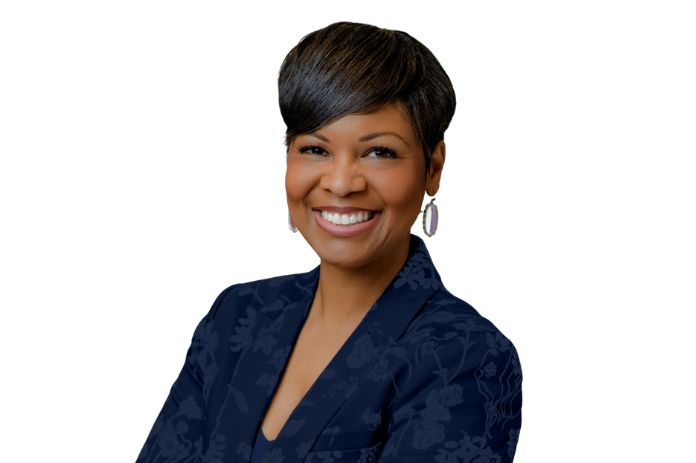 Headshot of Qiara Suggs
