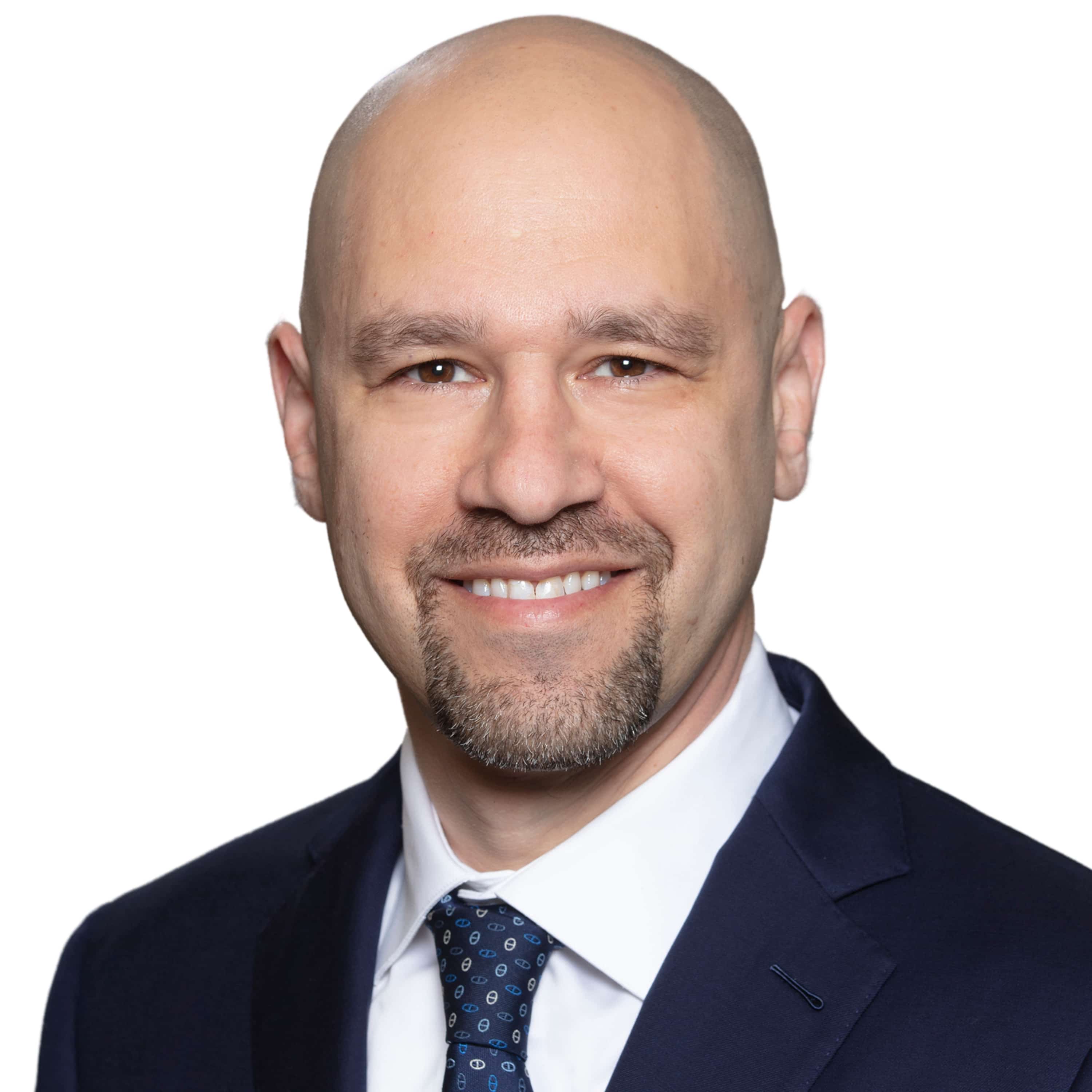 Headshot of Derek Zaba